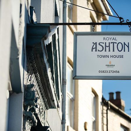 Royal Ashton Townhouse - Taunton Otel Dış mekan fotoğraf